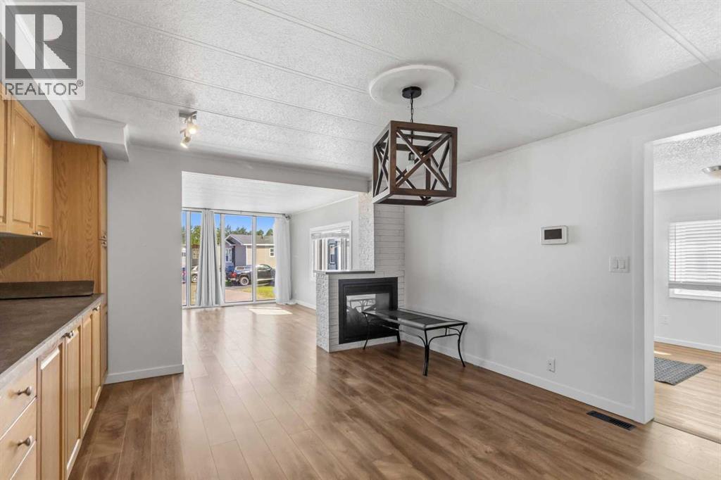 240 Grandview Crescent - 13