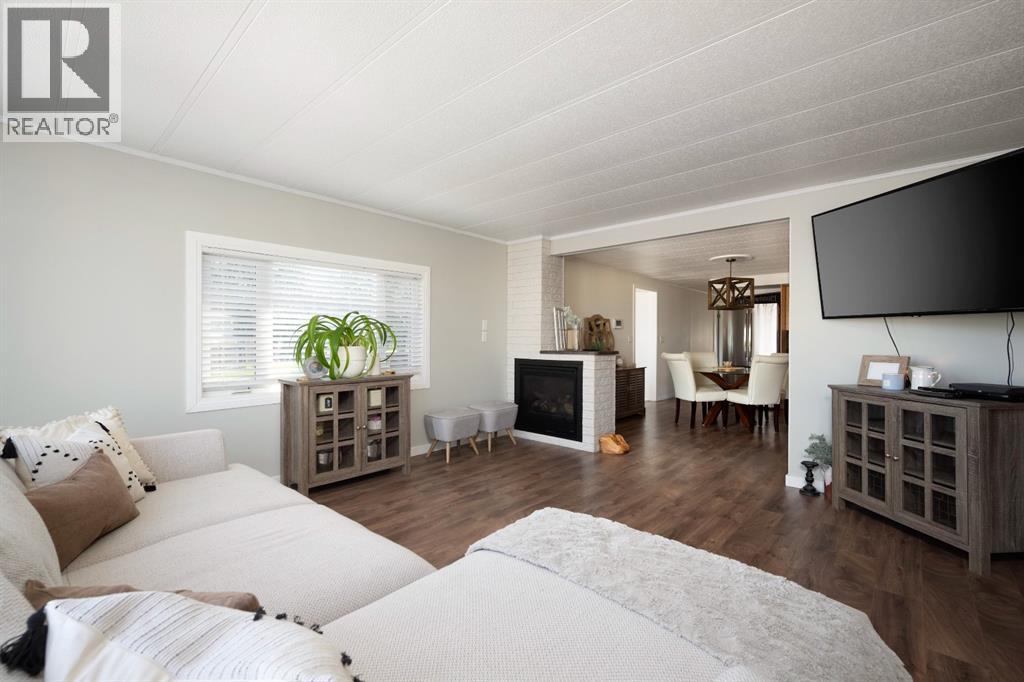 240 Grandview Crescent - 10