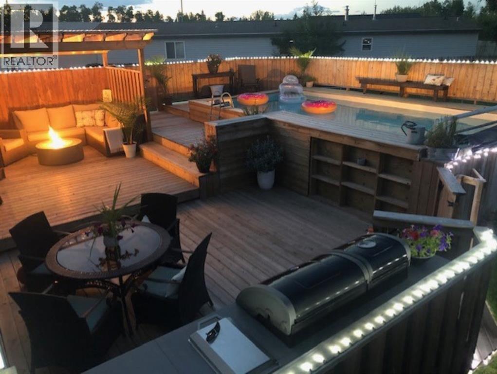 240 Grandview Crescent - 43