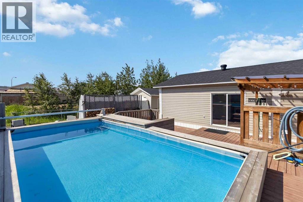 240 Grandview Crescent - 39