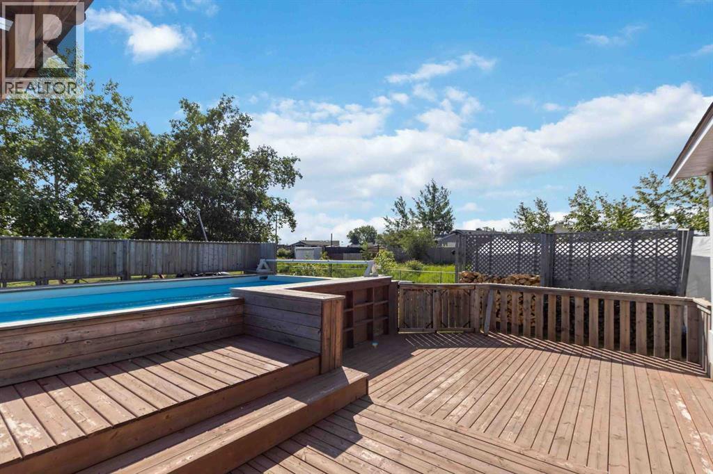 240 Grandview Crescent - 37
