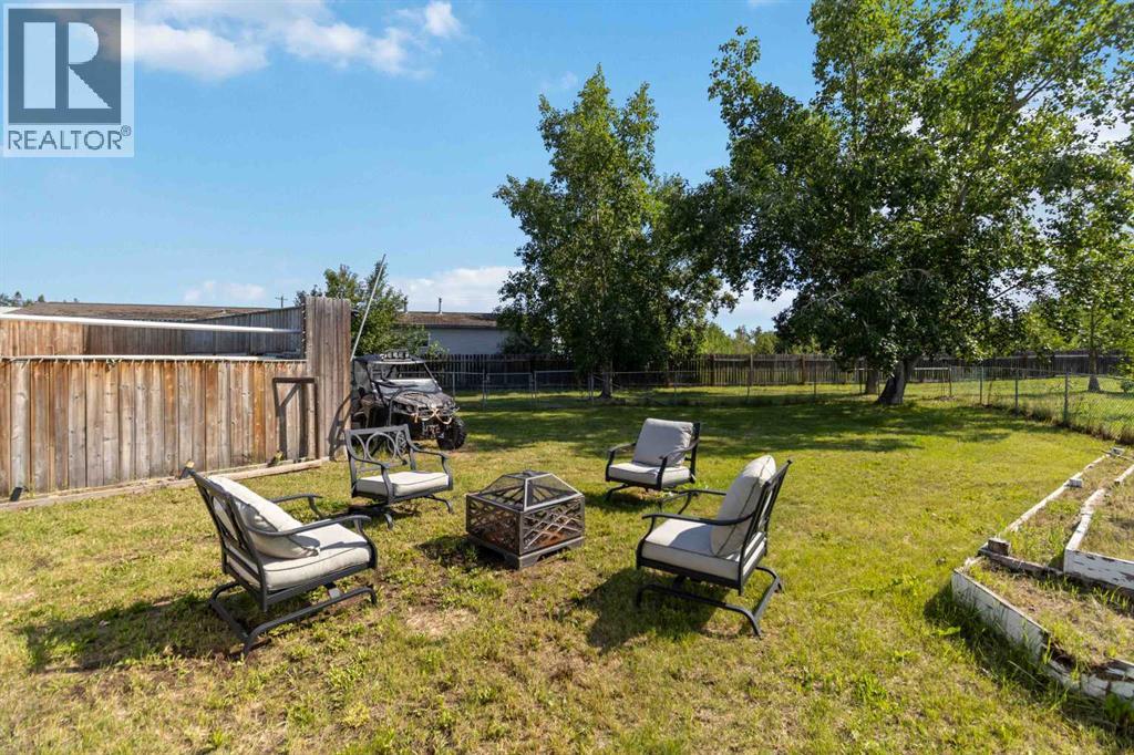 240 Grandview Crescent - 40