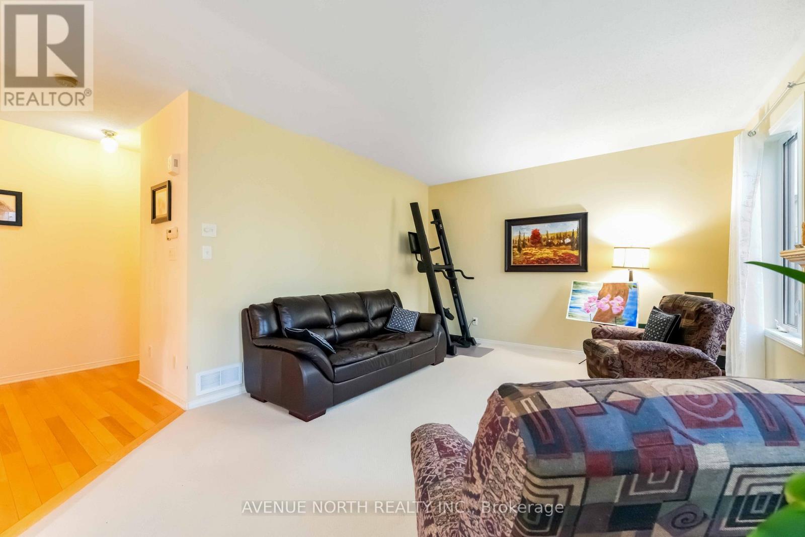 23 HEARTHSTONE PLACE - 12
