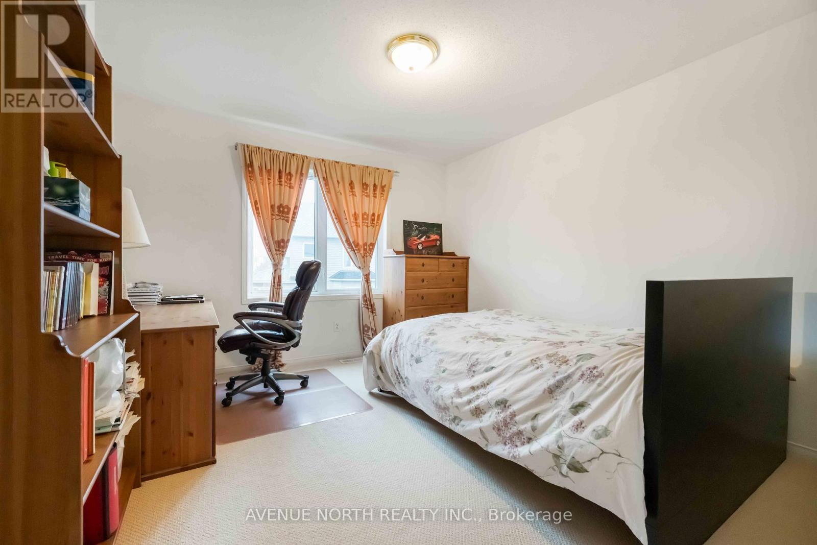 23 HEARTHSTONE PLACE - 20