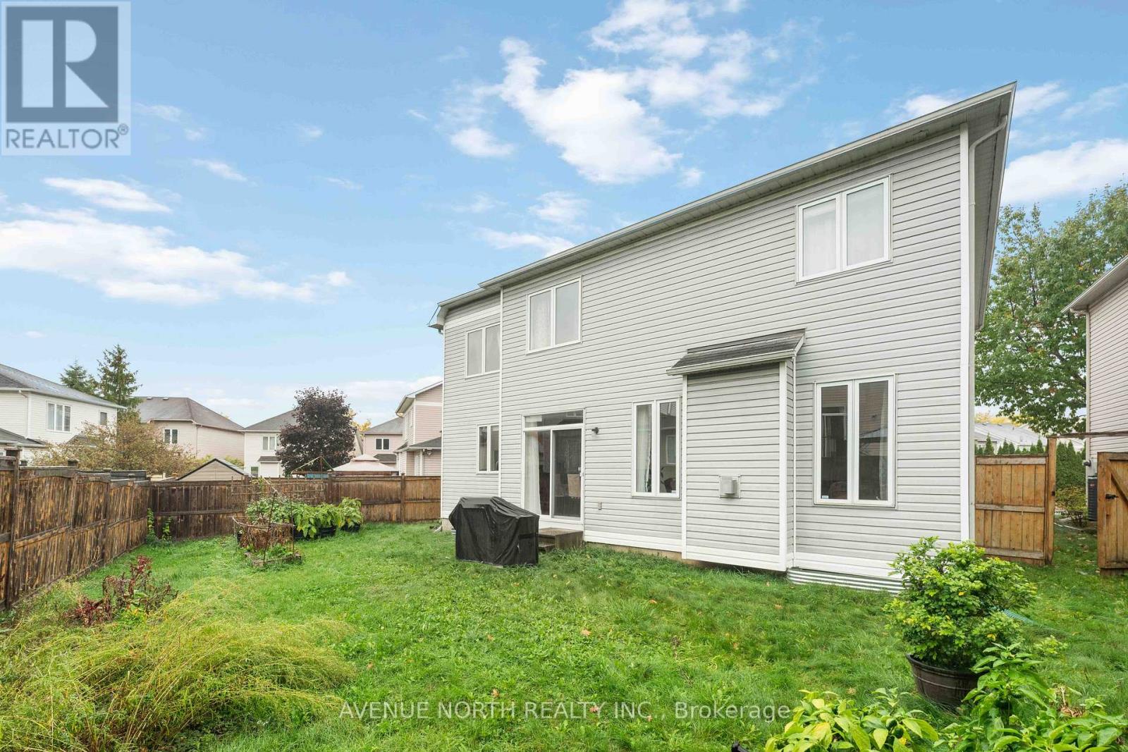 23 HEARTHSTONE PLACE - 29