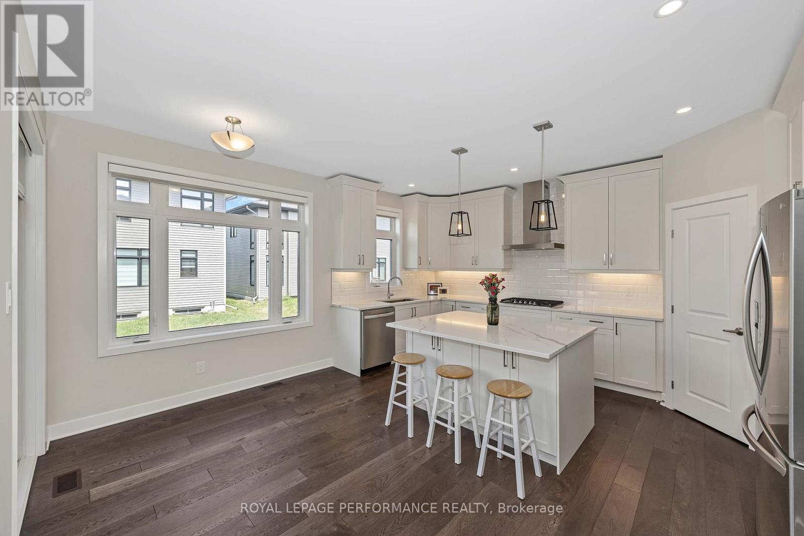 414 LONGWORTH AVENUE - 11