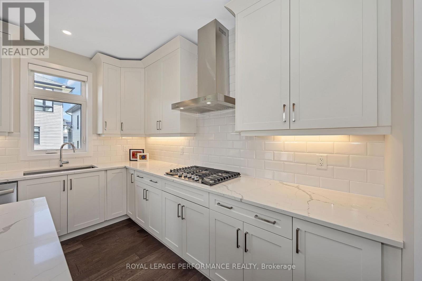 414 LONGWORTH AVENUE - 12