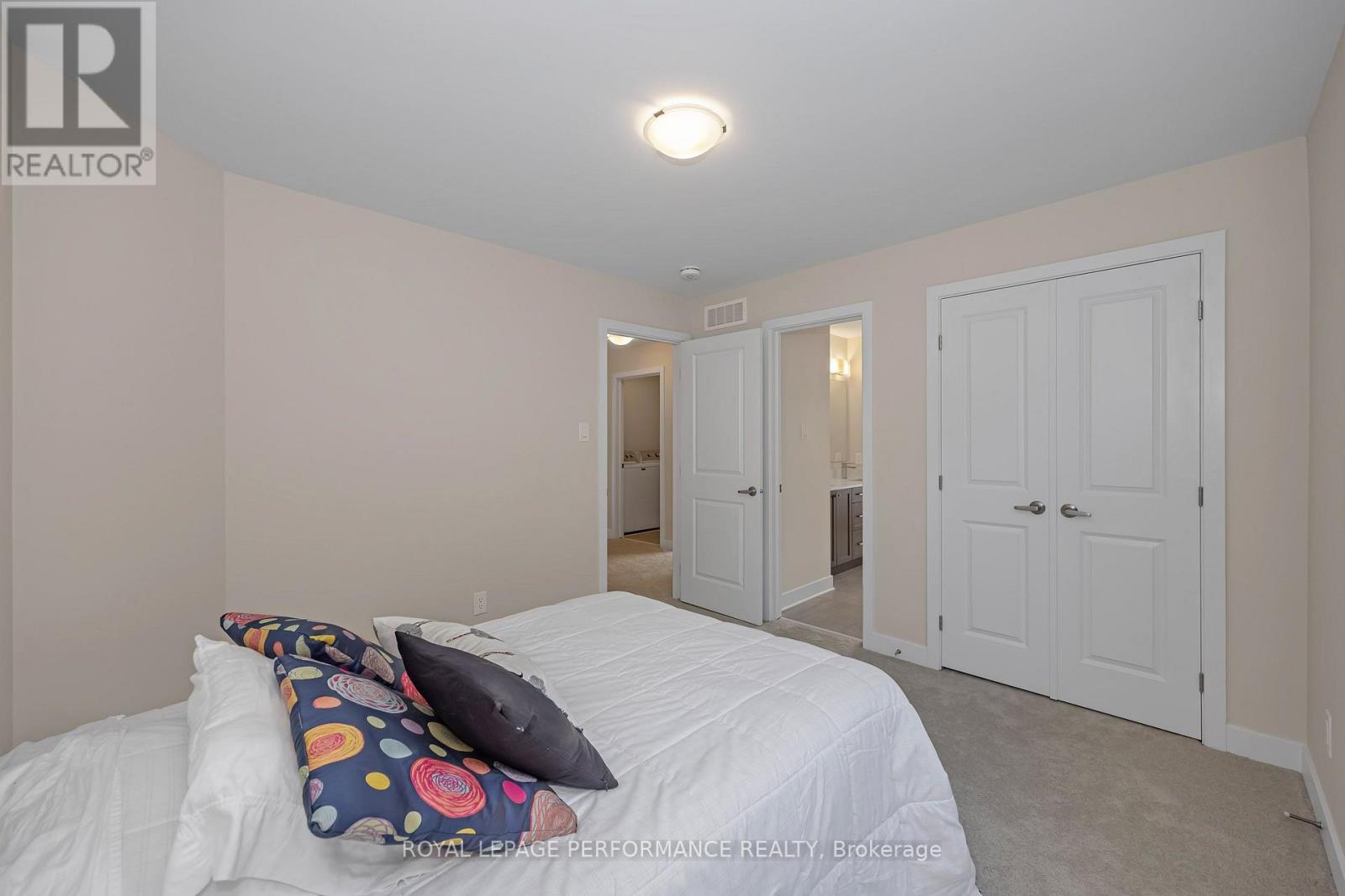 414 LONGWORTH AVENUE - 29