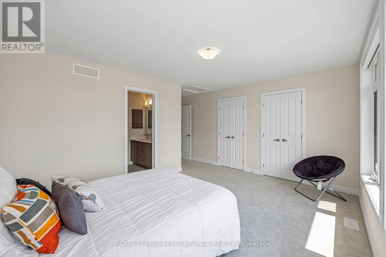 414 LONGWORTH AVENUE - 31