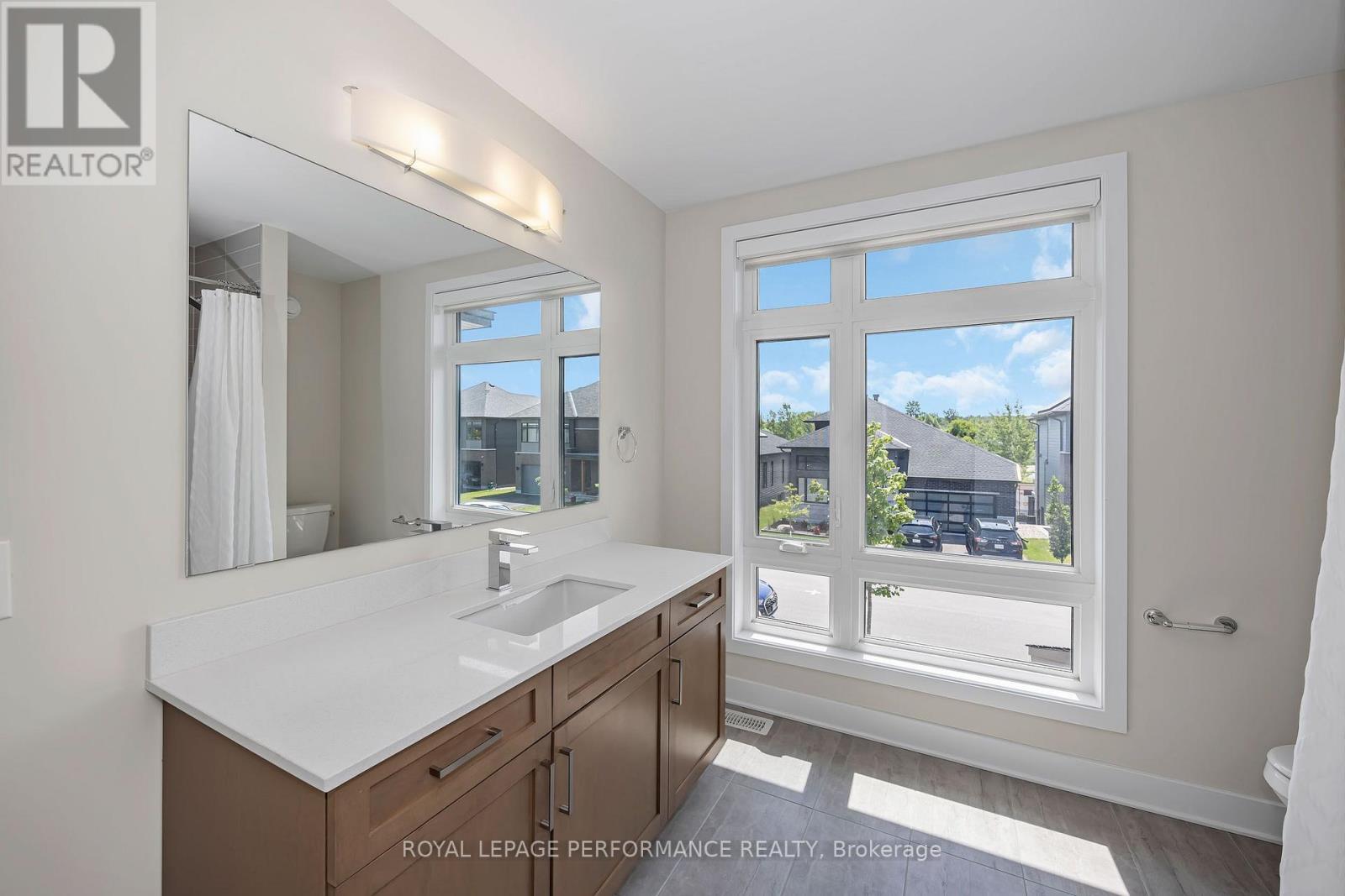414 LONGWORTH AVENUE - 33