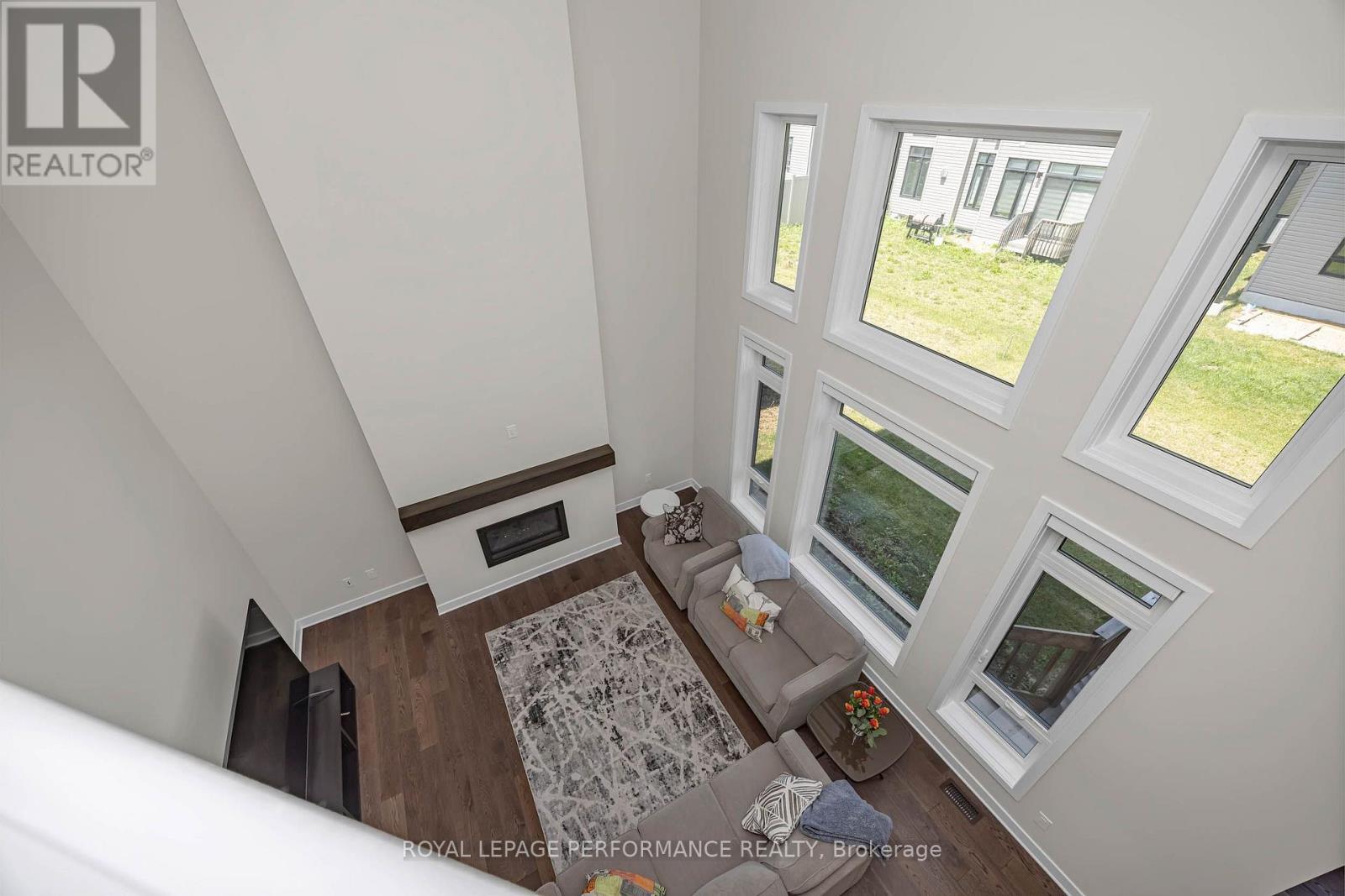 414 LONGWORTH AVENUE - 35