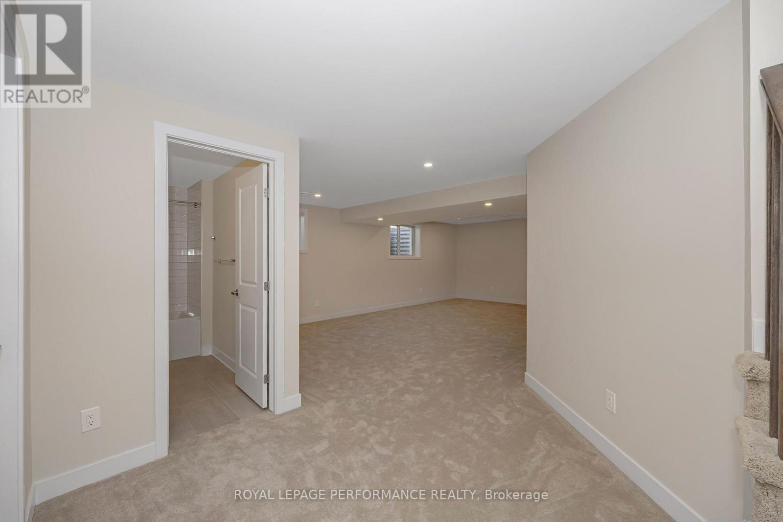 414 LONGWORTH AVENUE - 37