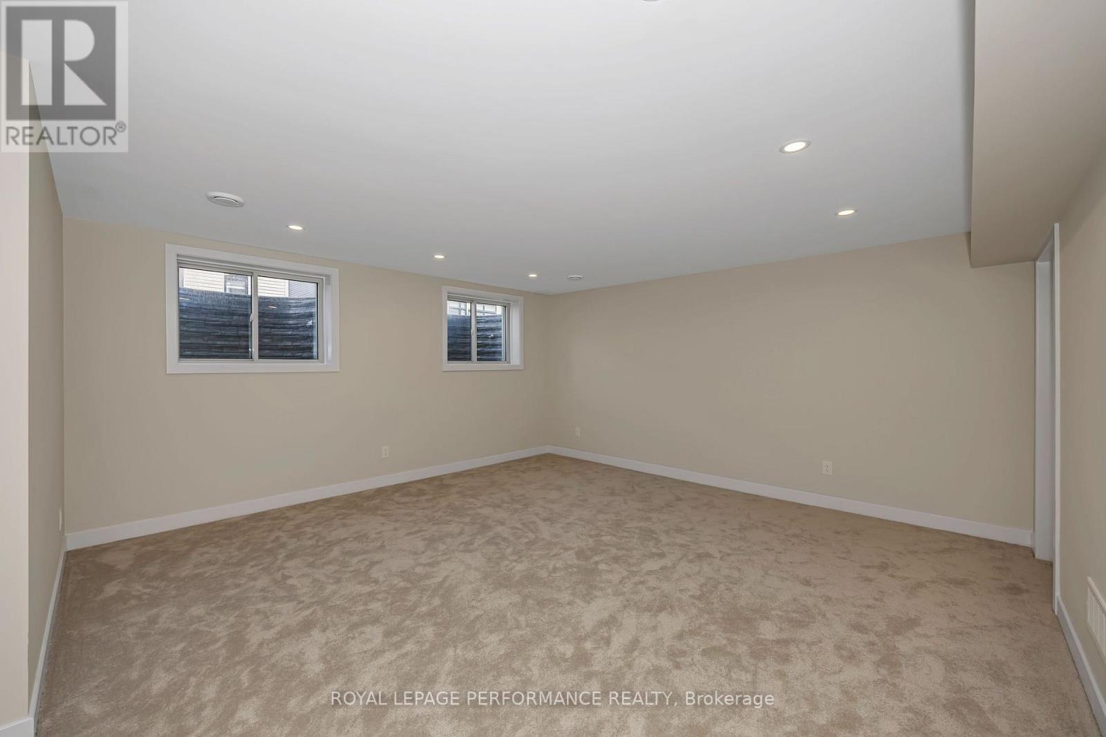 414 LONGWORTH AVENUE - 41