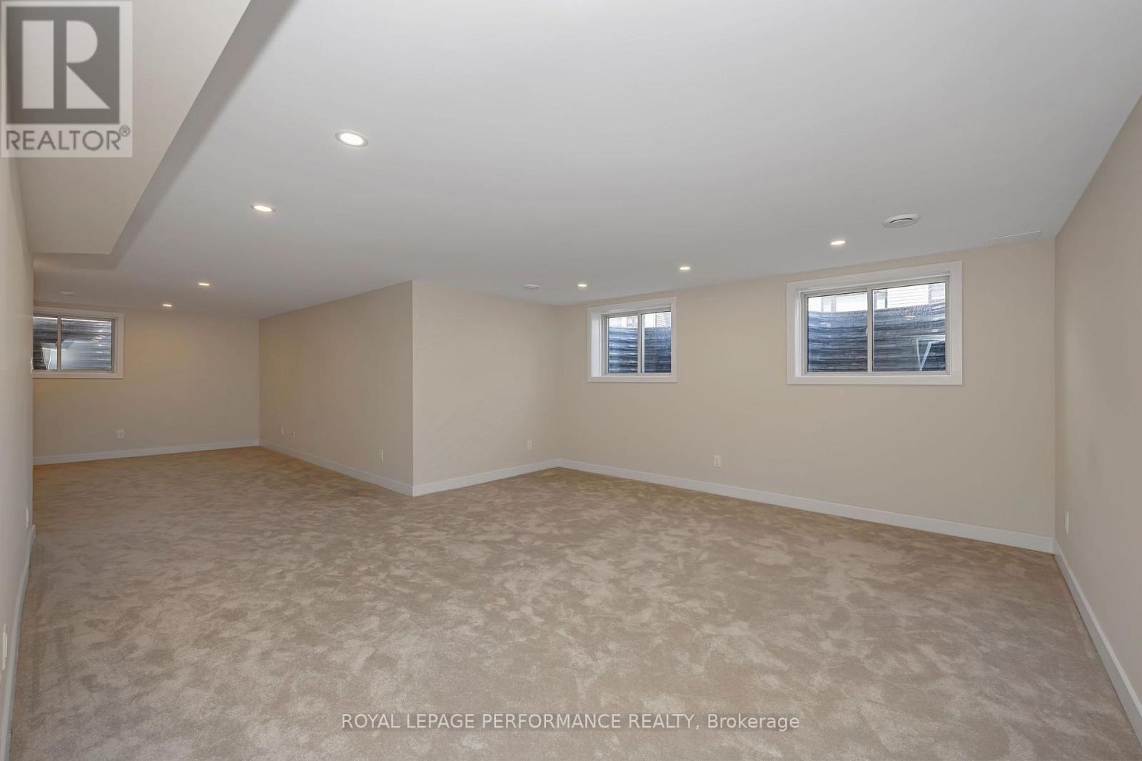414 LONGWORTH AVENUE - 42