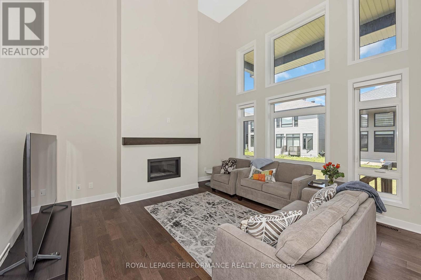 414 LONGWORTH AVENUE - 8