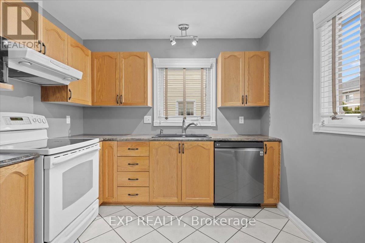 851 BEAUREGARD CRESCENT - 11