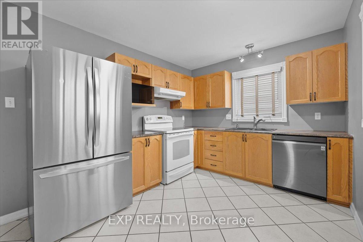 851 BEAUREGARD CRESCENT - 12
