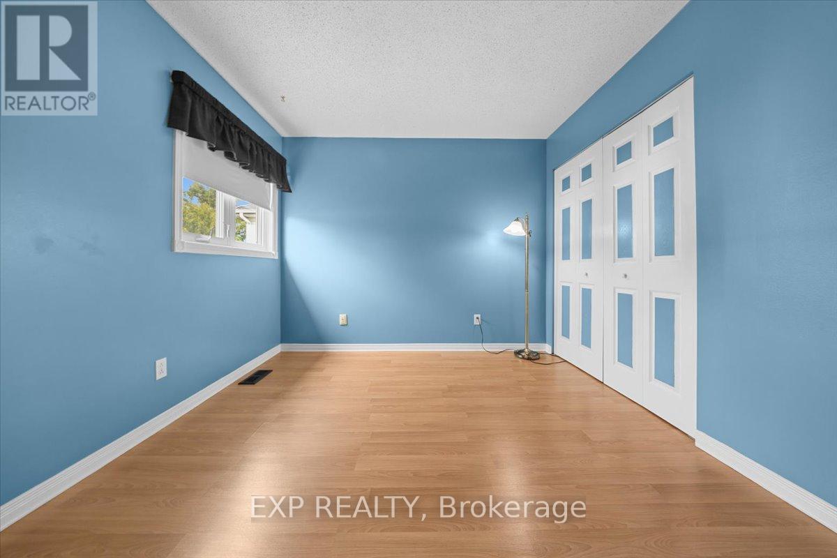851 BEAUREGARD CRESCENT - 28