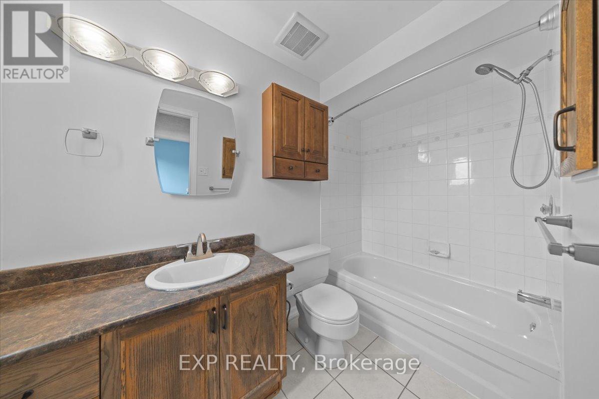 851 BEAUREGARD CRESCENT - 29