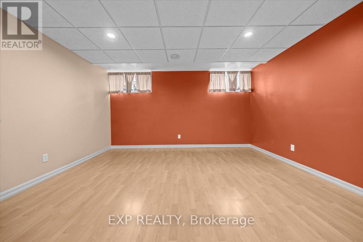 851 BEAUREGARD CRESCENT - 36