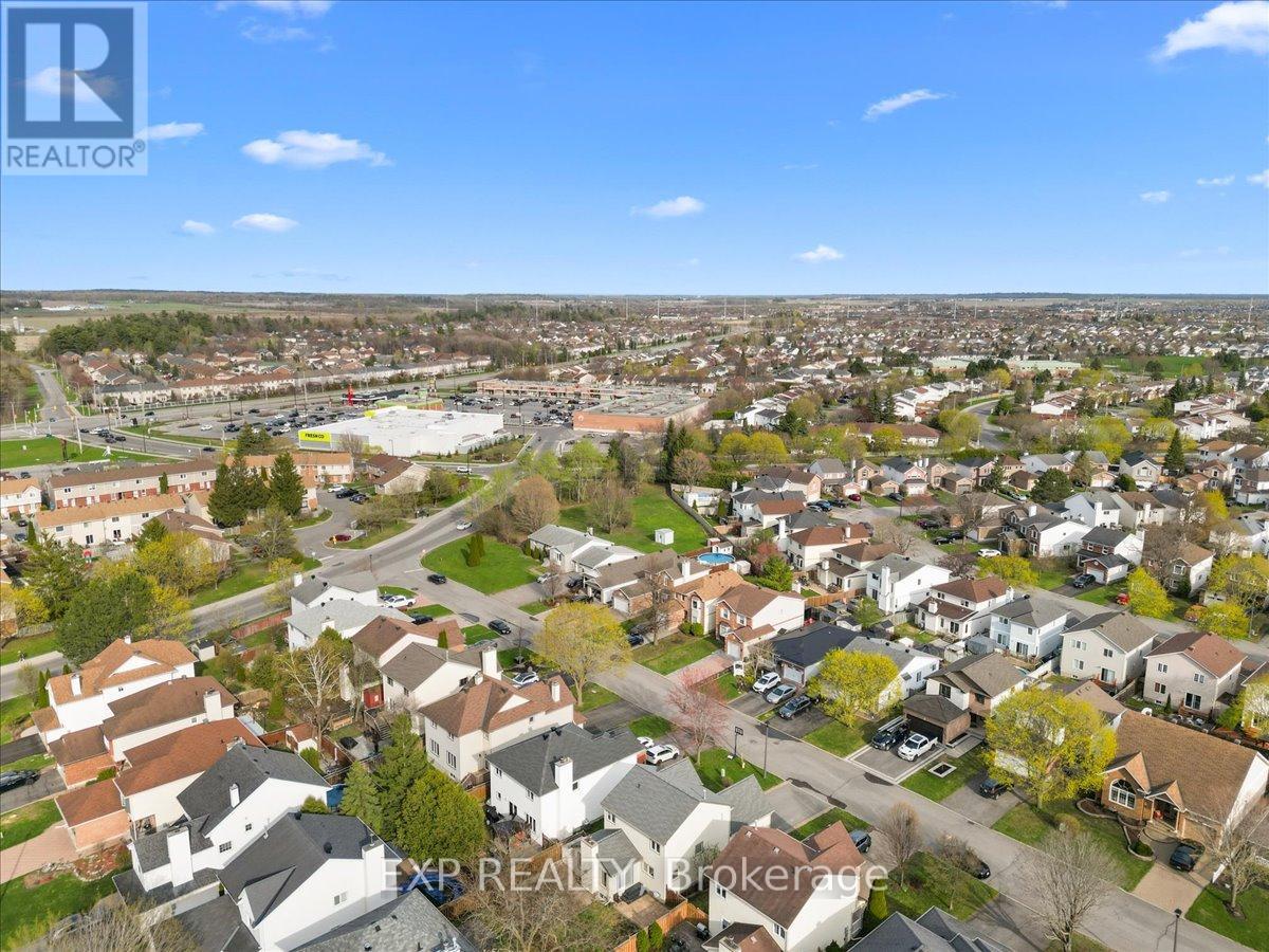 851 BEAUREGARD CRESCENT - 44