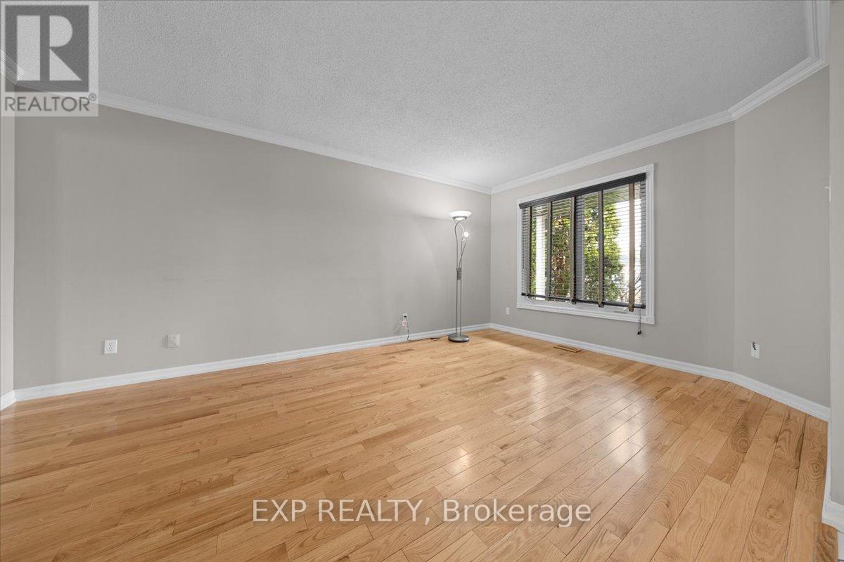 851 BEAUREGARD CRESCENT - 5
