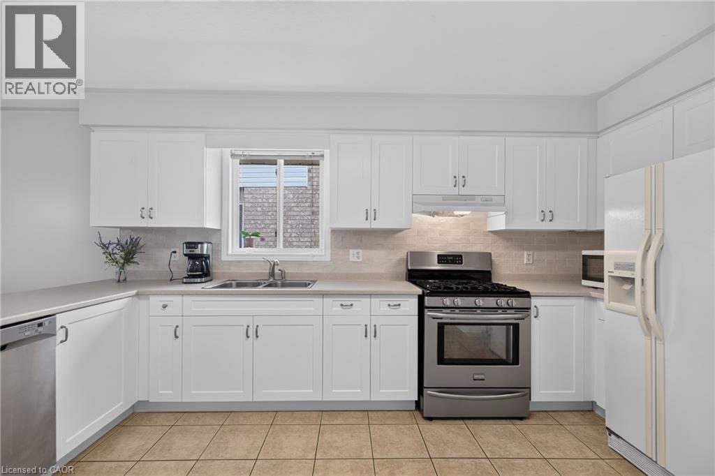 95 TOVELL Drive - 8