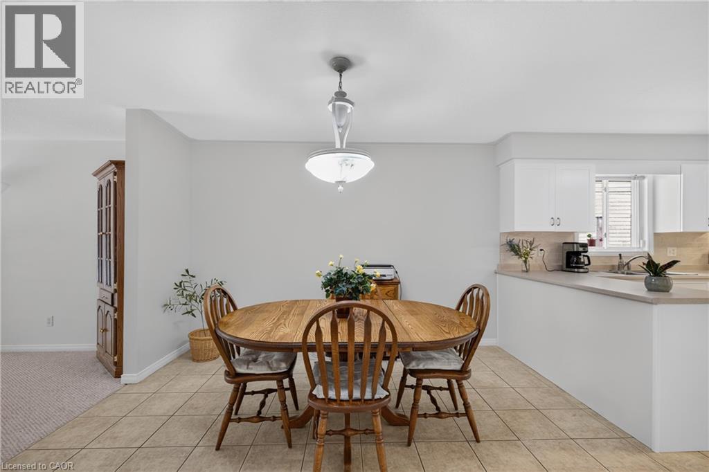 95 TOVELL Drive - 12