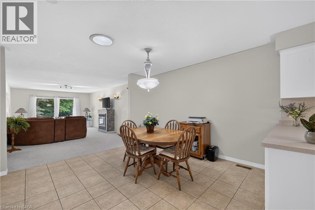 95 TOVELL Drive - 13