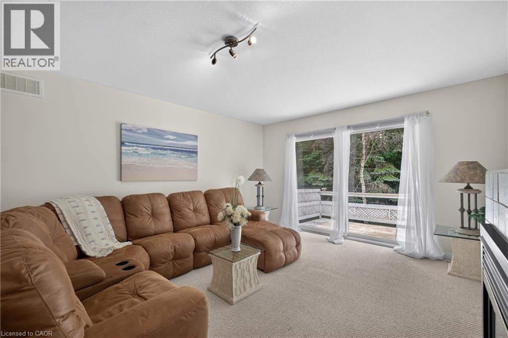 95 TOVELL Drive - 16