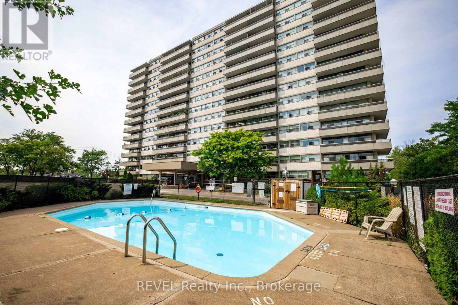 #809 215 GLENRIDGE AVENUE - 13