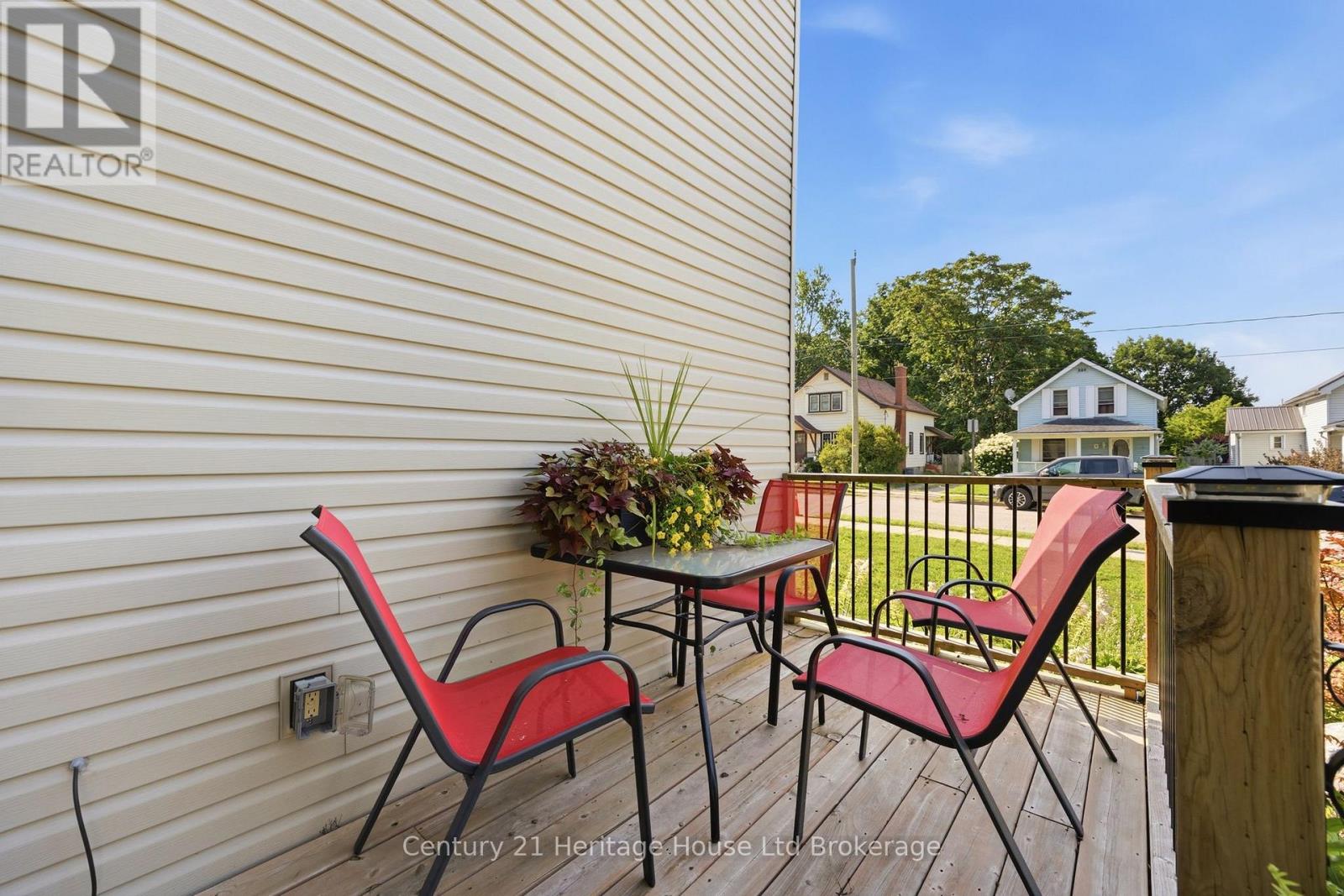 10 PEARL STREET - Image 33