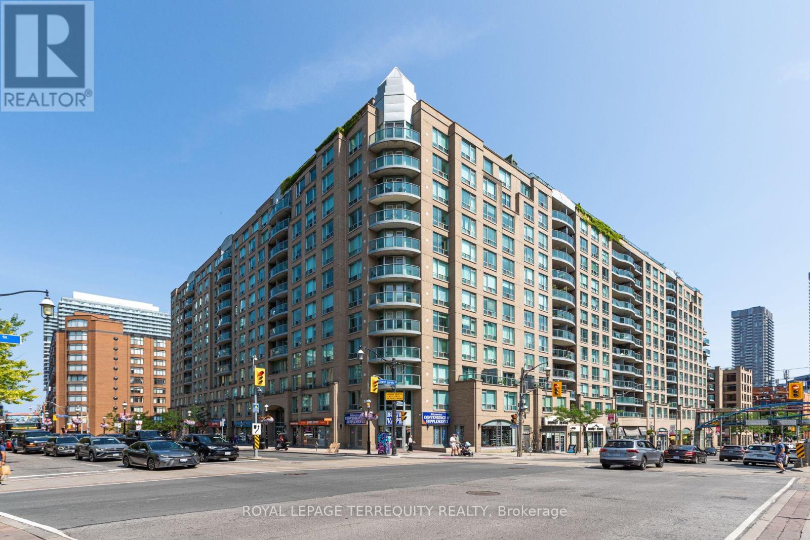 #513 109 FRONT STREET E - 1