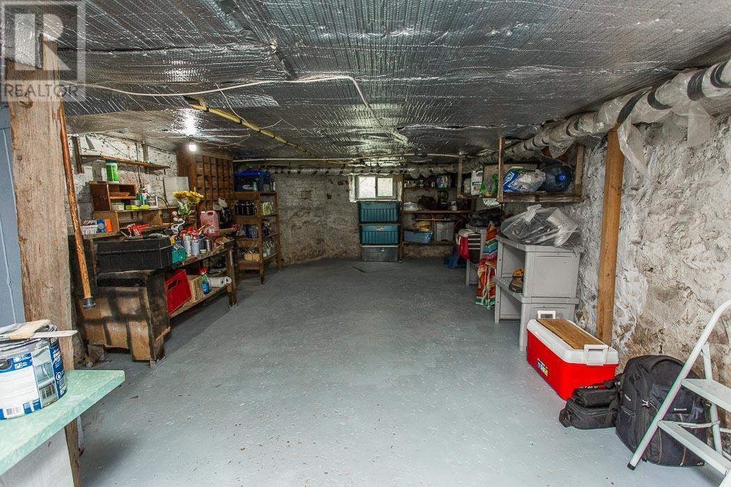 17 Huron ST W - 34