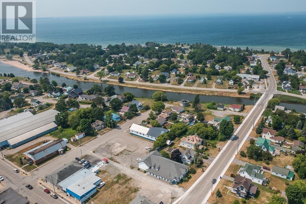 17 Huron ST W - 41