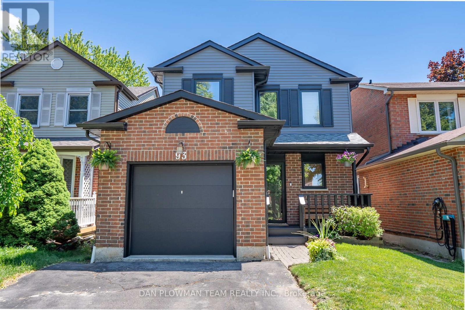 93 KIRBY CRESCENT - 1