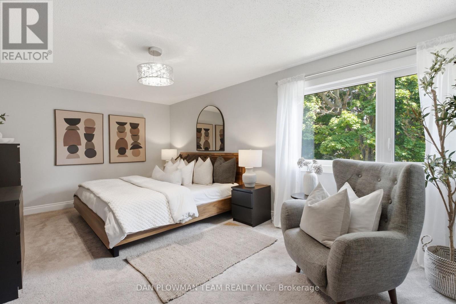 93 KIRBY CRESCENT - 13