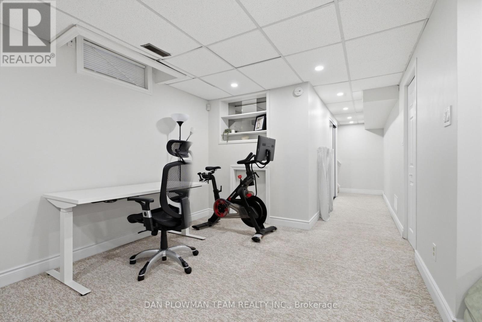 93 KIRBY CRESCENT - 27