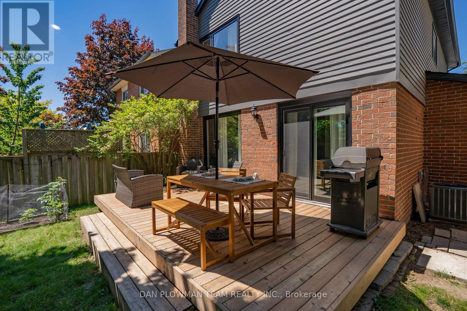 93 KIRBY CRESCENT - 31