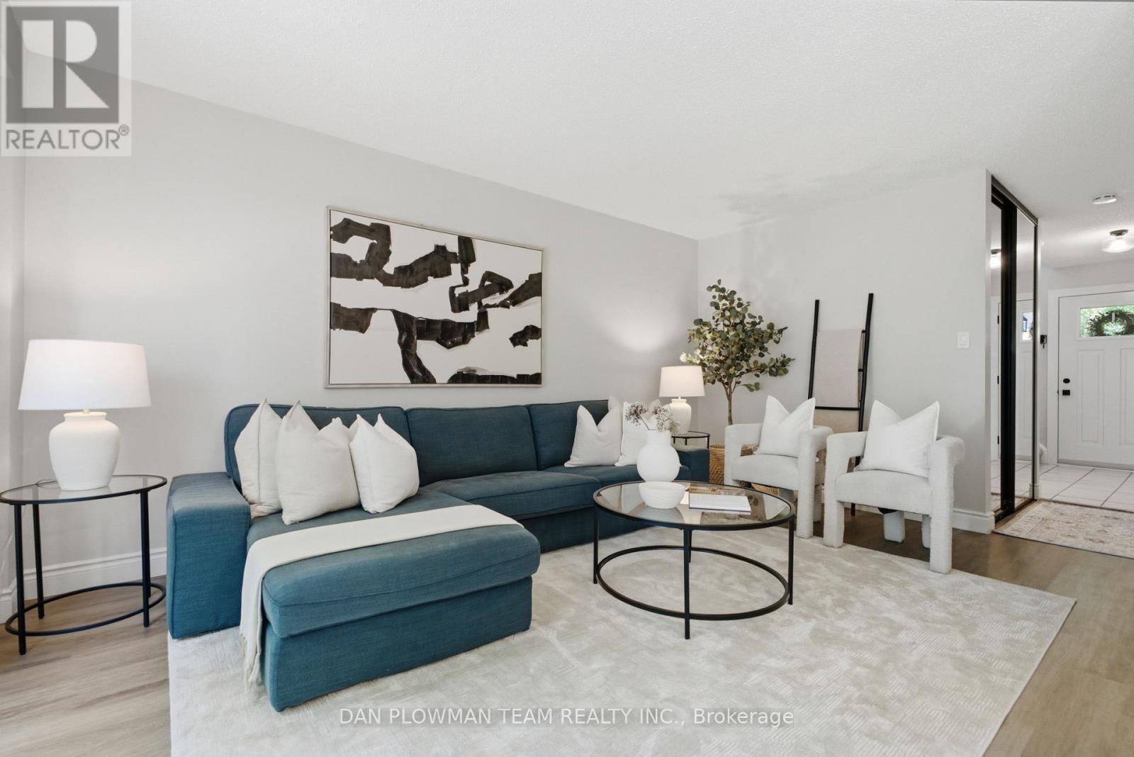 93 KIRBY CRESCENT - 6