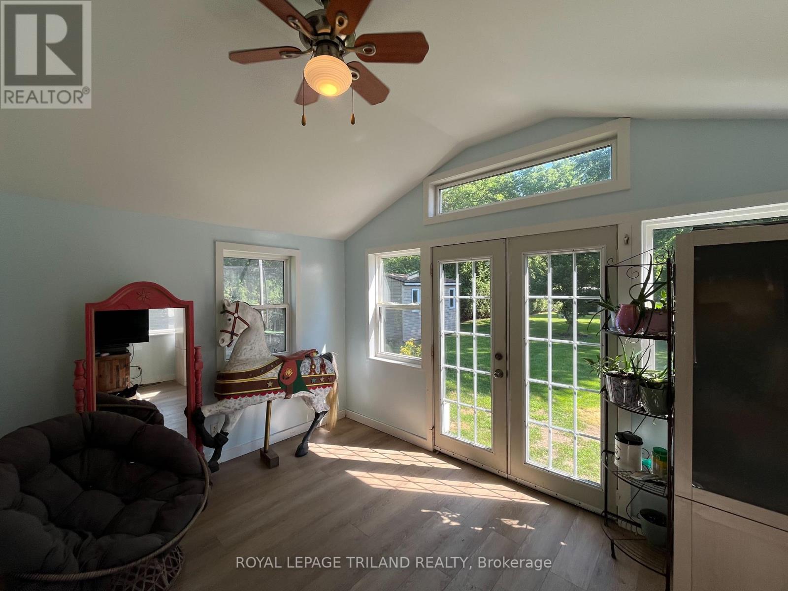177 FURNIVAL ROAD - Image 11
