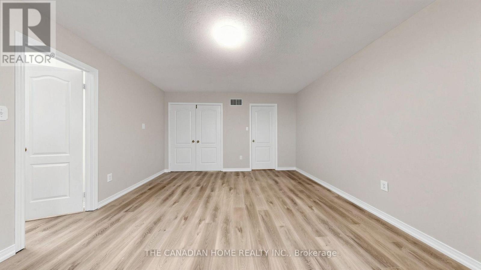 31 LAURENDALE AVENUE - 29