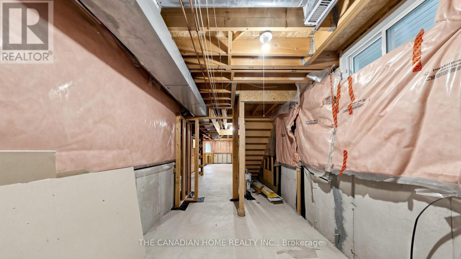 31 LAURENDALE AVENUE - 47