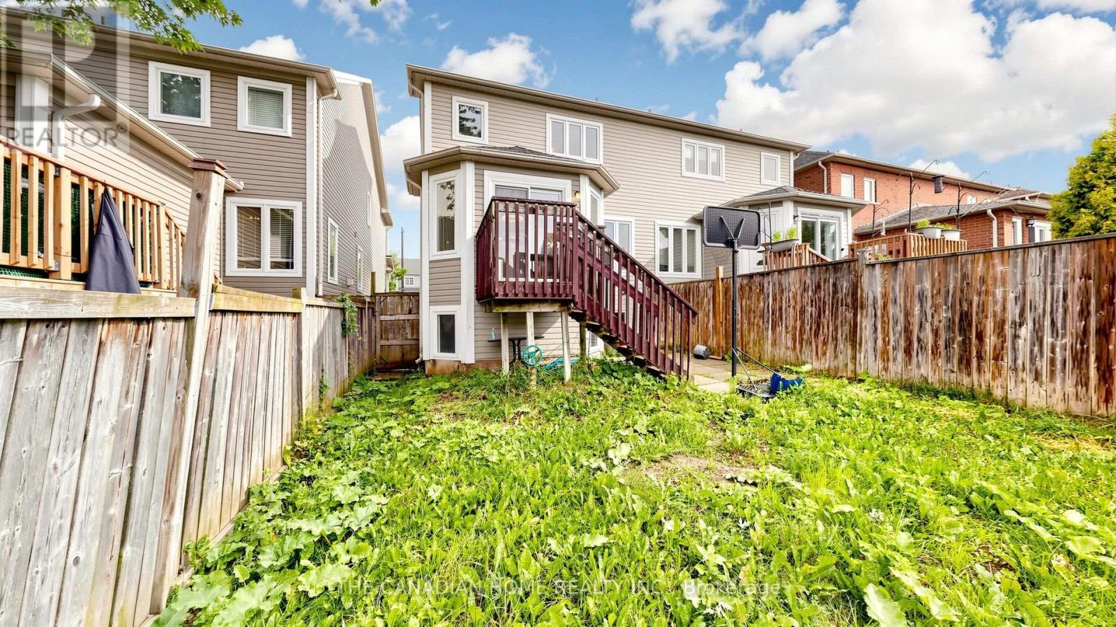 31 LAURENDALE AVENUE - 50