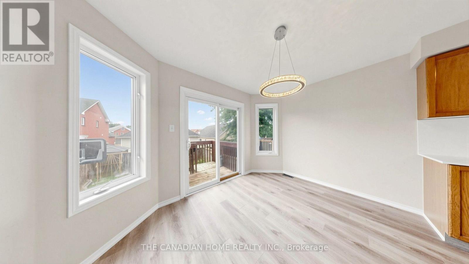 31 LAURENDALE AVENUE - 8