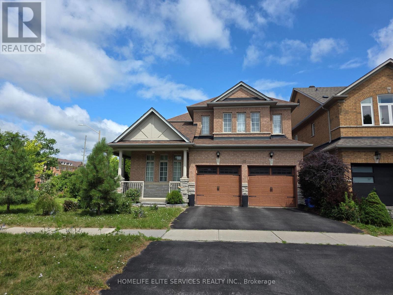 65 STAYNOR CRESCENT - 1