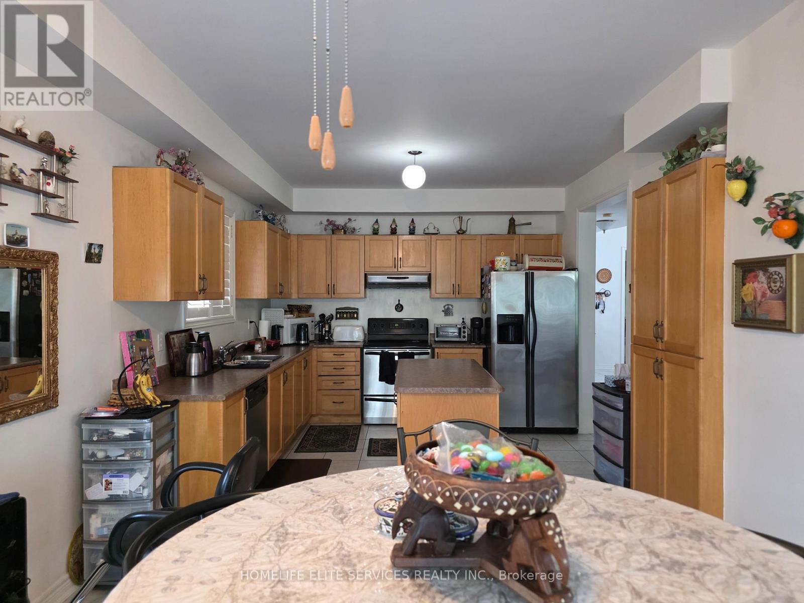 65 STAYNOR CRESCENT - Image 4