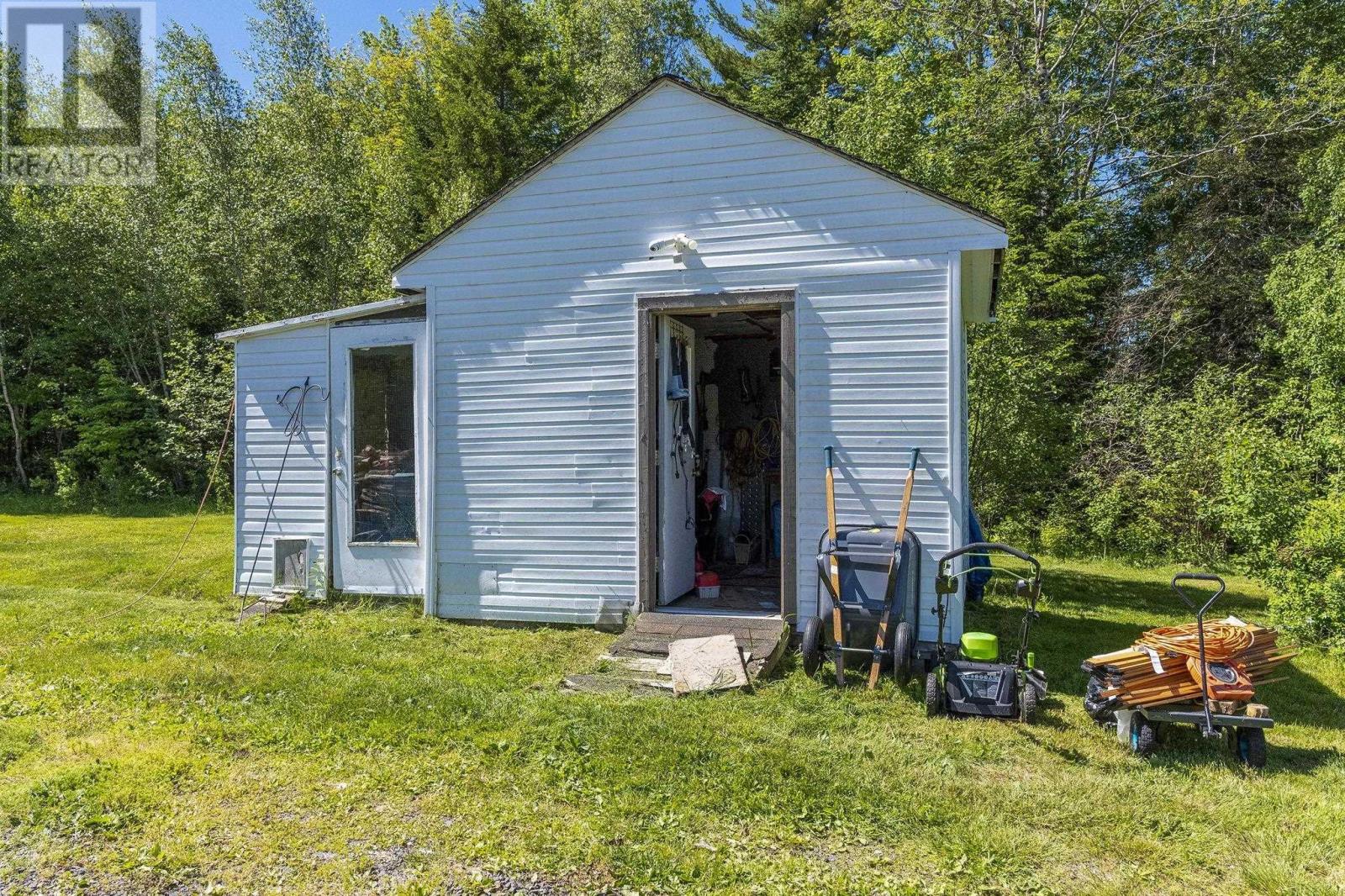 1880 Virginia Road - 34