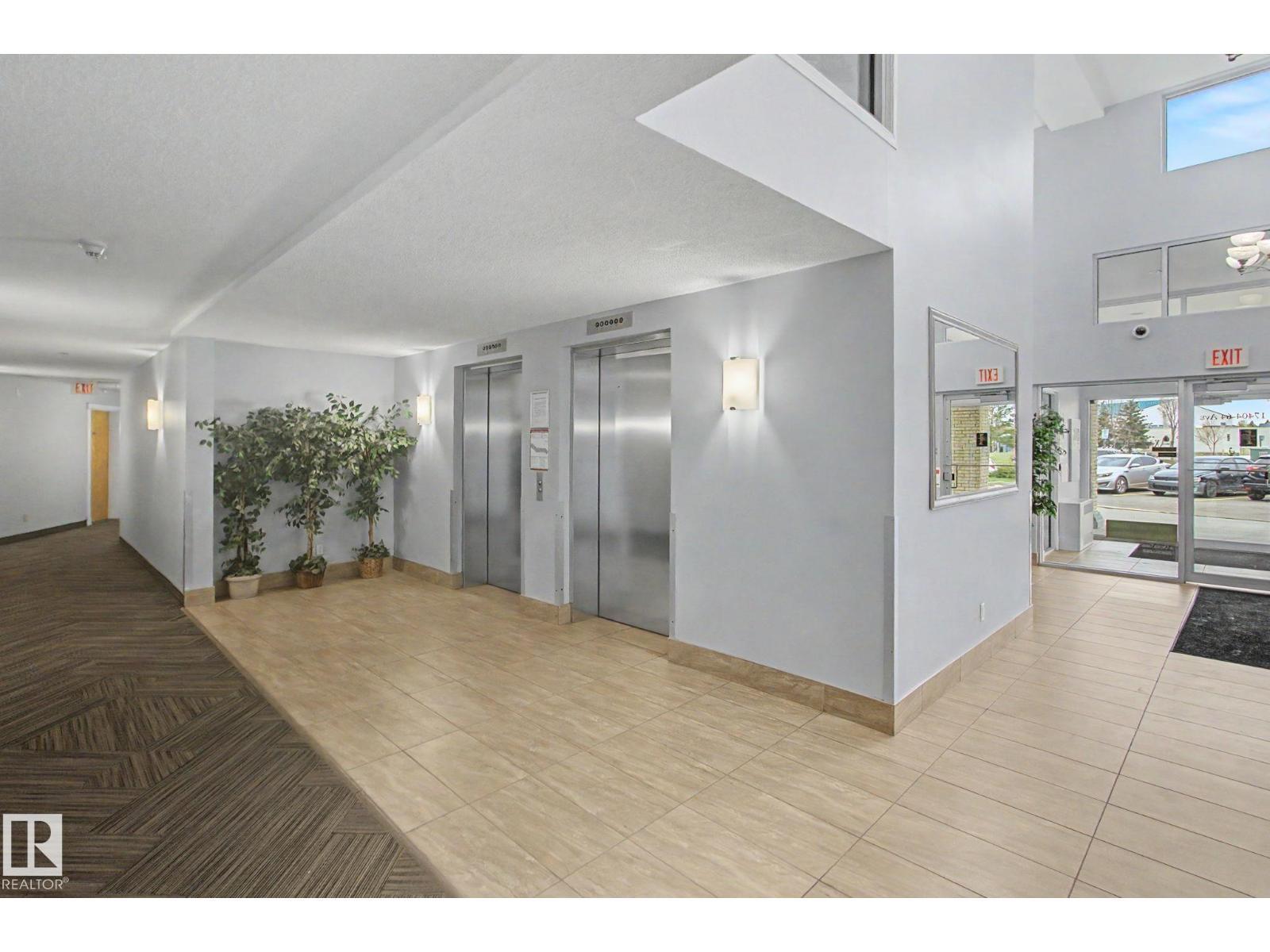 #213 17404 64 AV NW - 34