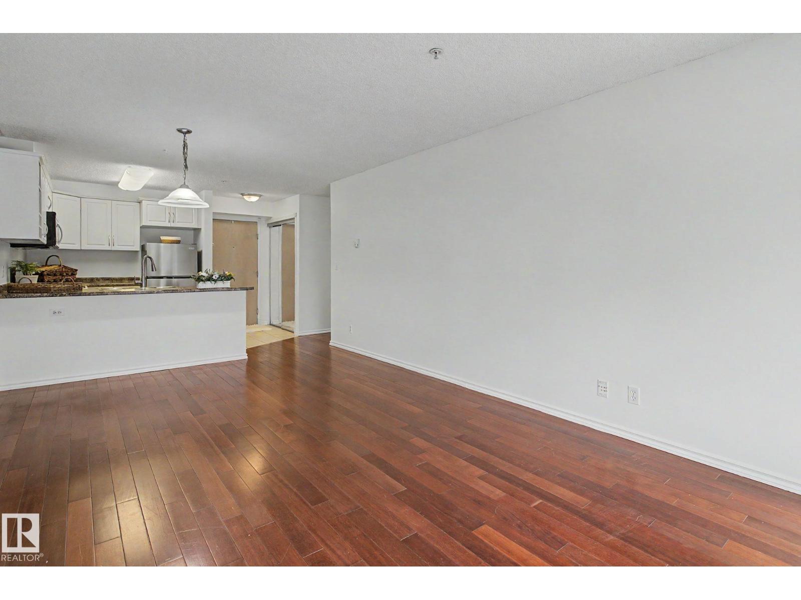 #213 17404 64 AV NW - 10